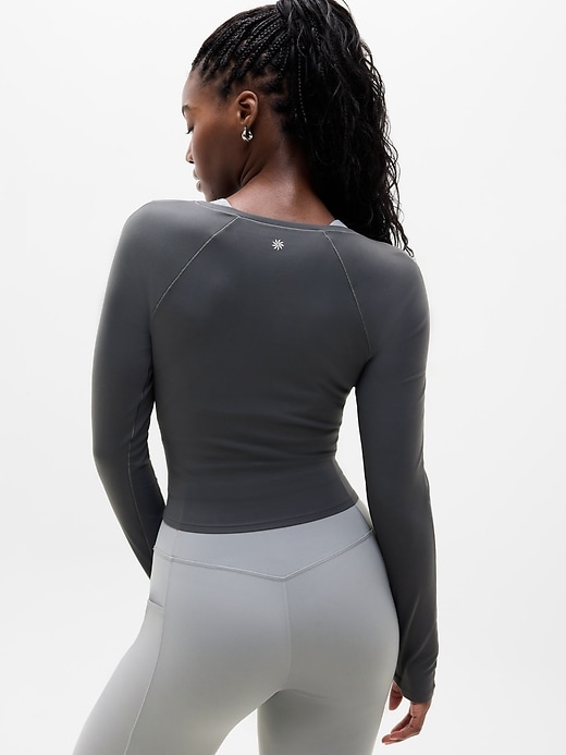 Image number 2 showing, Transcend Top