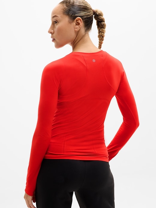 Image number 3 showing, Momentum Seamless Top