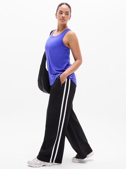 Image number 2 showing, Move With Ease Tank