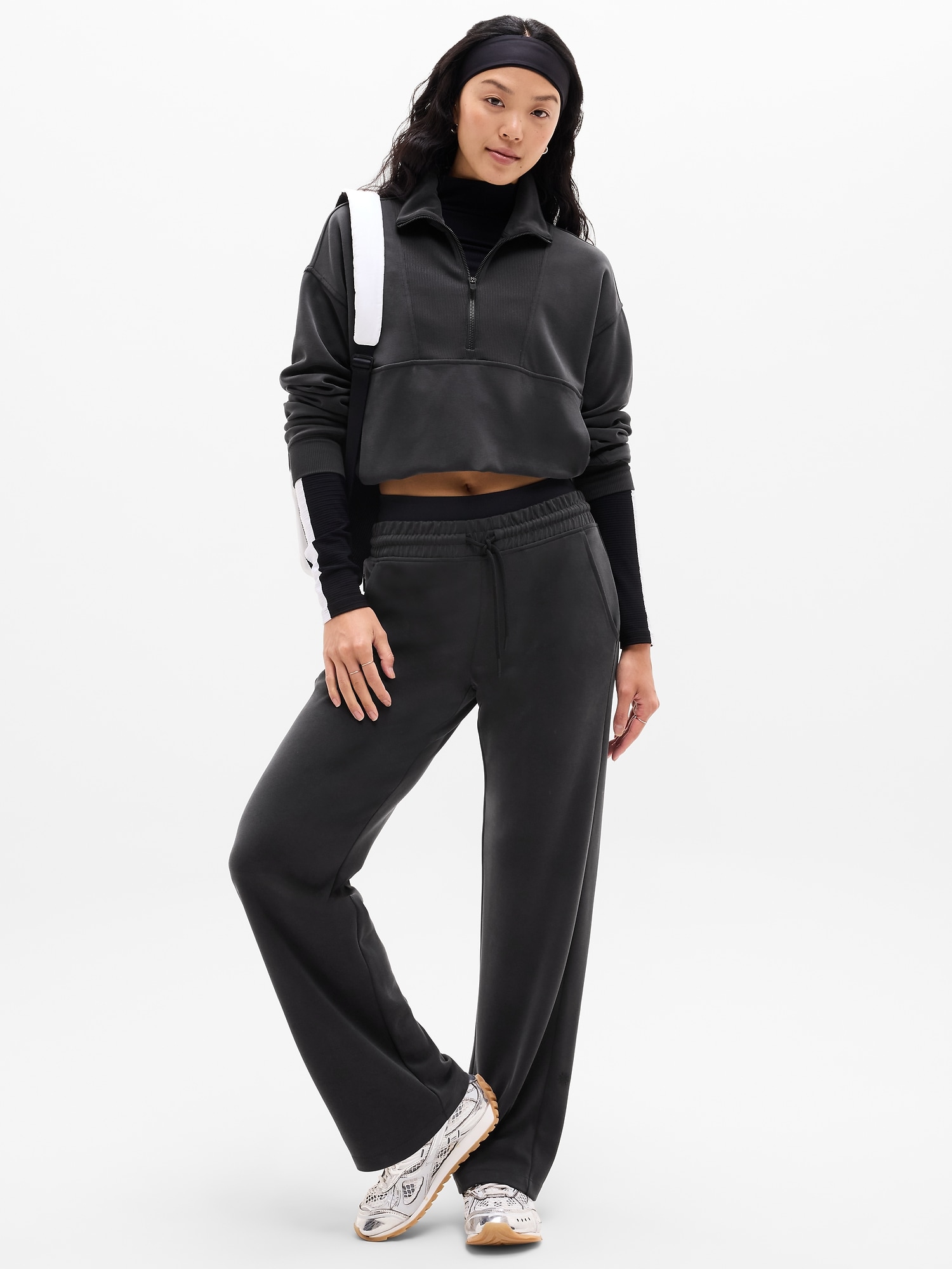 ★ ATHLETA ★ Weekender High Rise 3