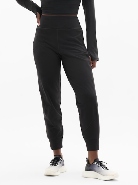 Rainier Mid Rise Jogger - Black