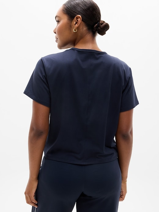 L'image numéro 6 présente T-shirt essentiel