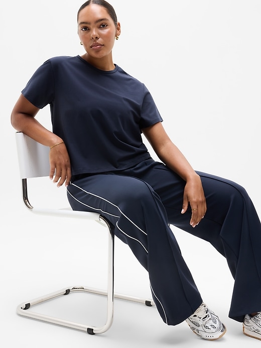 L'image numéro 5 présente T-shirt essentiel