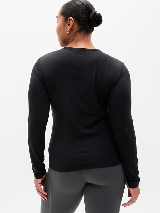 Image number 3 showing, Foundation Top