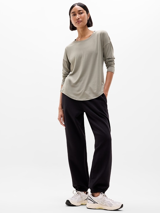 Image number 2 showing, Move With Ease Top