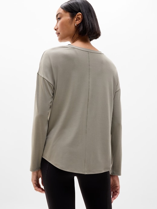 Image number 3 showing, Move With Ease Top