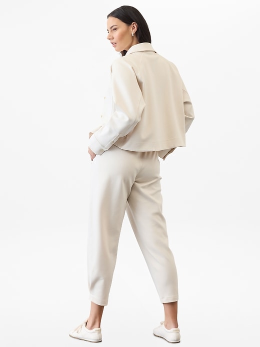 L'image numéro 5 présente Veste-chemise Allure