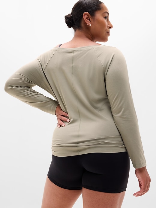 Image number 6 showing, Move With Ease Off The Shoulder Top