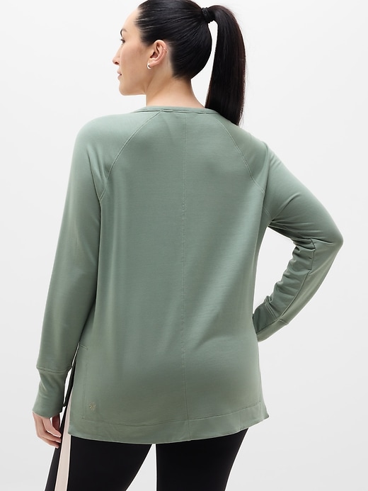 Image number 5 showing, Coaster Luxe Recover Sweatshirt