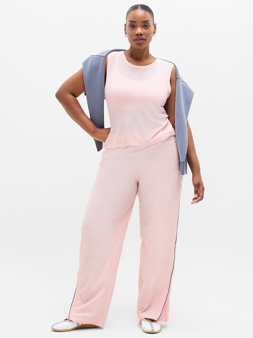 Image number 5 showing, Getaway Linen Blend Muscle Tank