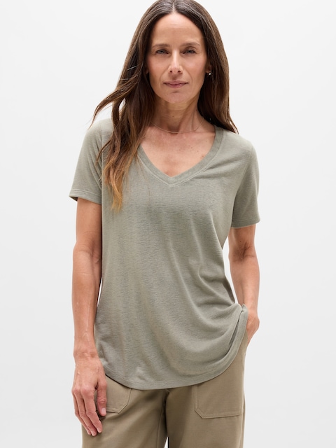 Breezy Scoop V-Neck Tee