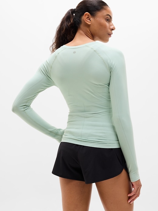 Image number 3 showing, Momentum Flex Top