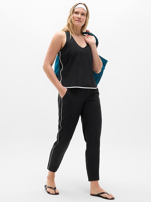 Image number 5 showing, Journey Tank