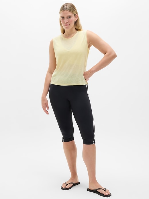 Image number 4 showing, Getaway Linen Blend Muscle Tank