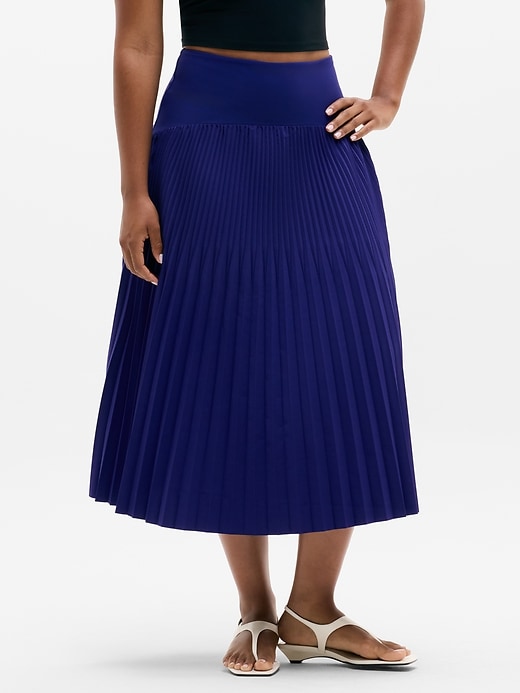 Image number 2 showing, Featherweight Plissé Midi Skirt
