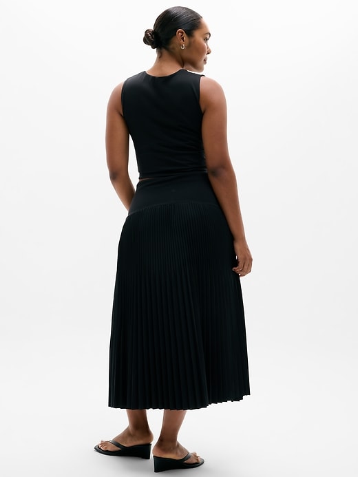 Image number 6 showing, Featherweight Plissé Midi Skirt