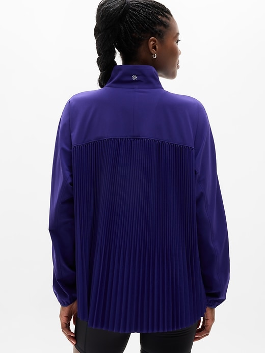Image number 7 showing, Featherweight Plissé Jacket