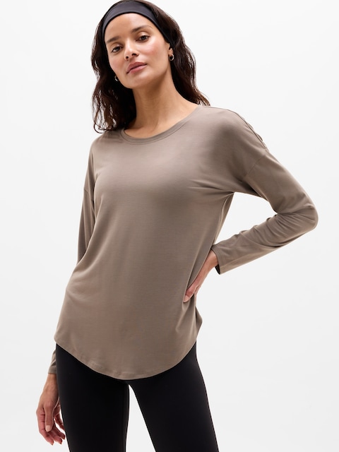 Move With Ease Top