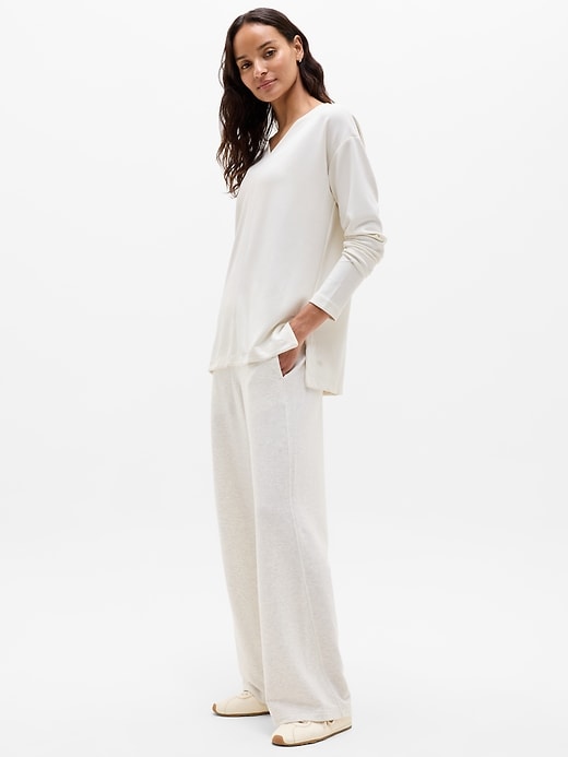 Image number 2 showing, Seasoft V Neck Sweatshirt