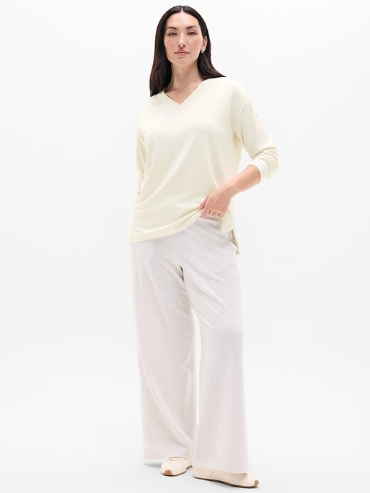Image number 5 showing, Seasoft V Neck Sweatshirt