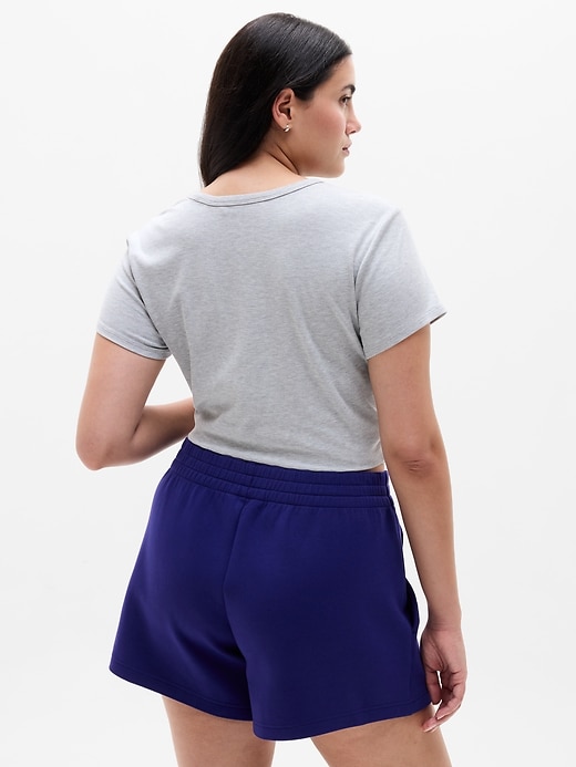 Image number 5 showing, Form Knit Mid Rise 6" Short