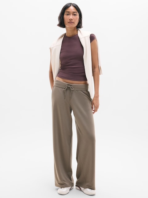 Coaster Luxe Straight Leg Pant