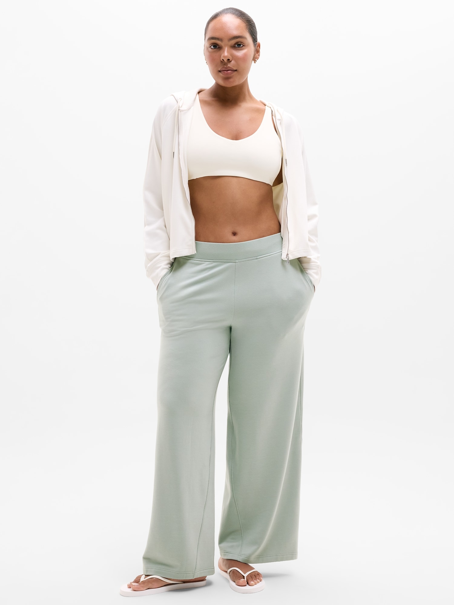 Athleta Women's Coaster Luxe Straight Leg Pant Green Petite Size S