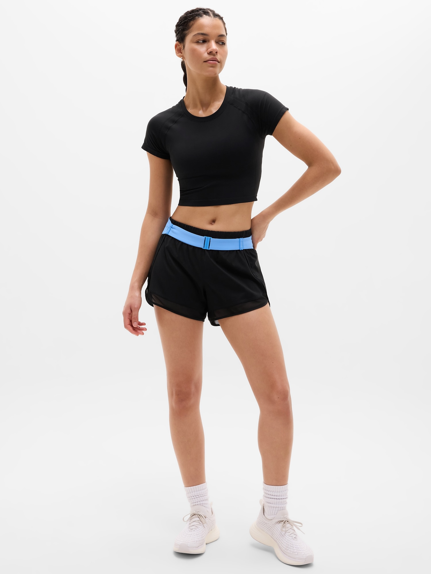 Athleta Women's Mesh Racer Run Mid Rise 4" Short Black Size L
