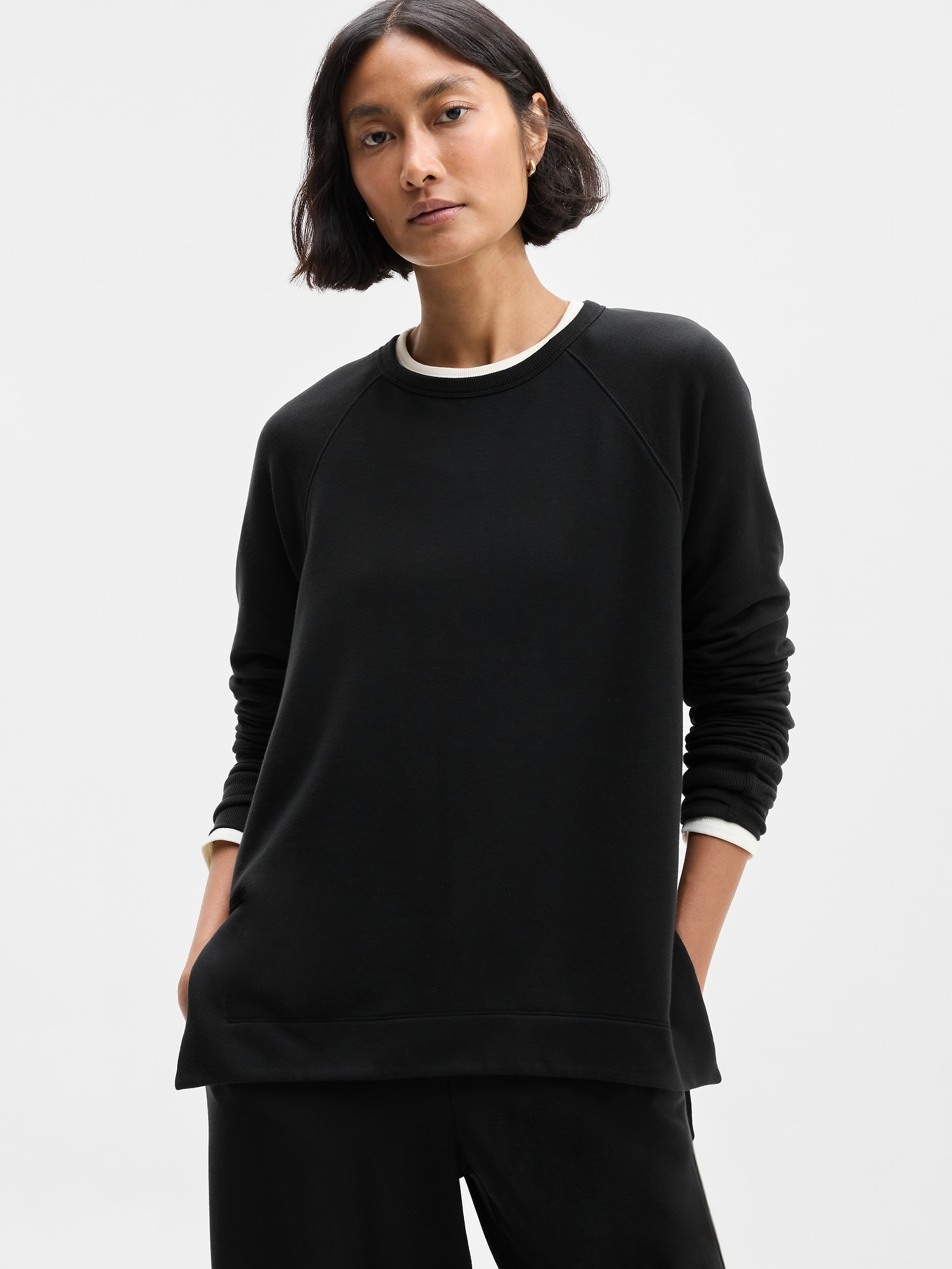 Athleta Women's Coaster Luxe Recover Sweatshirt Black Size L